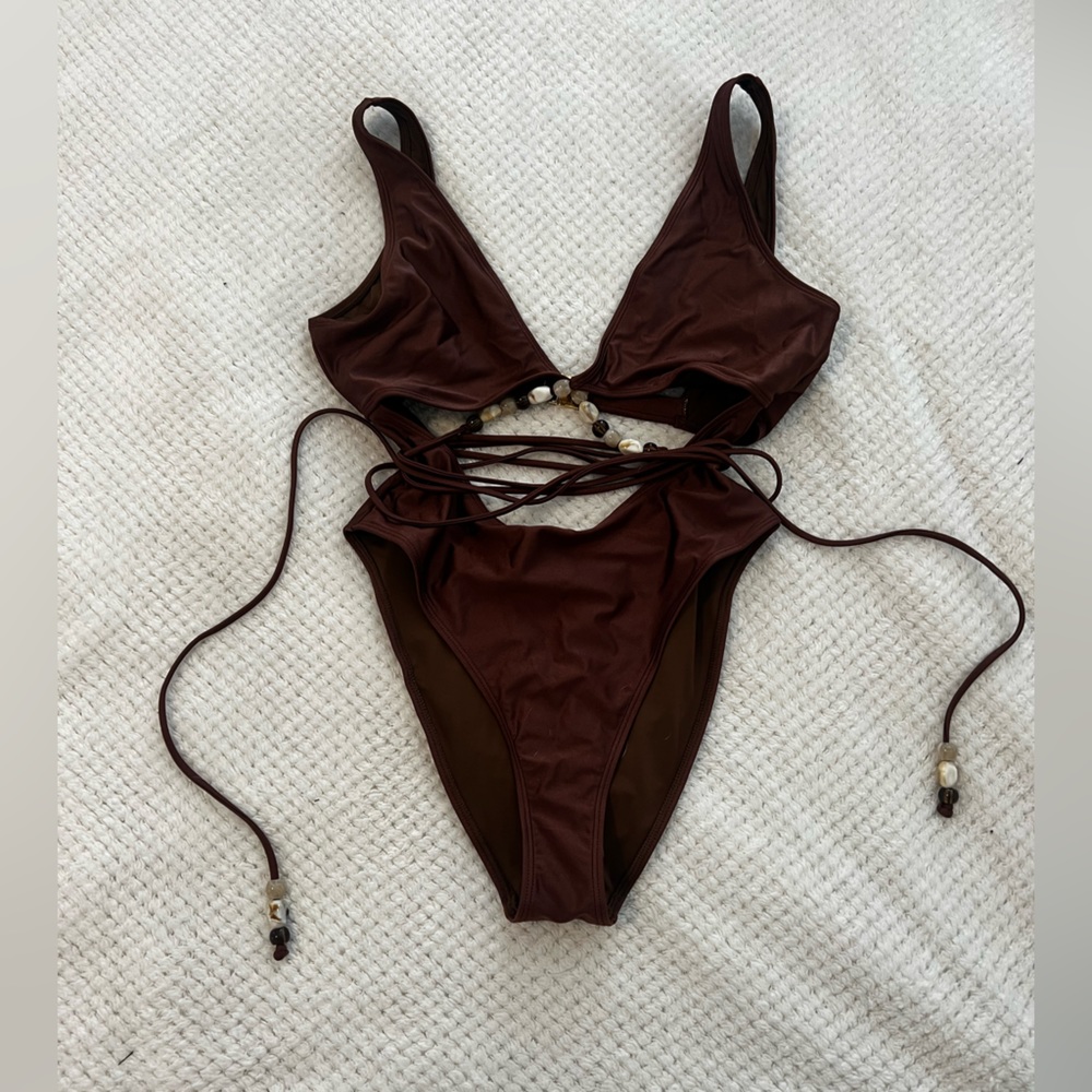 One piece bathing suit